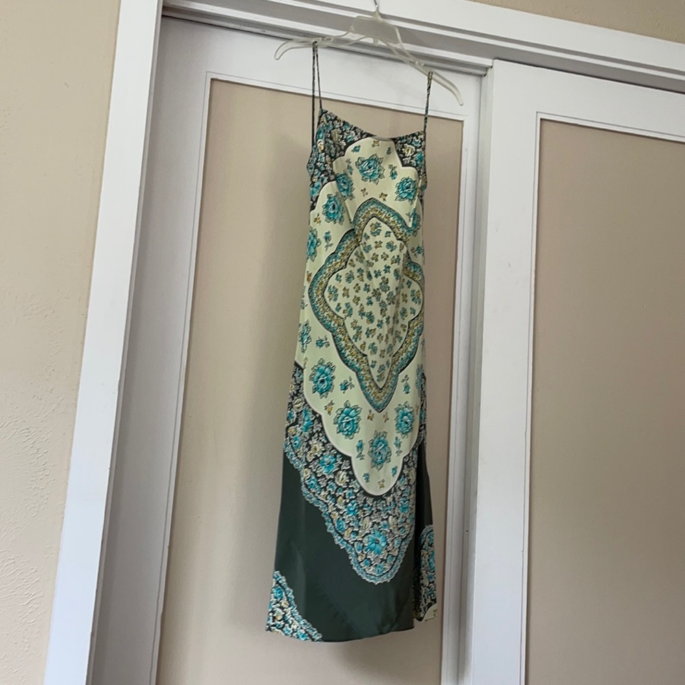 Beautiful silk low back dress by Laundry